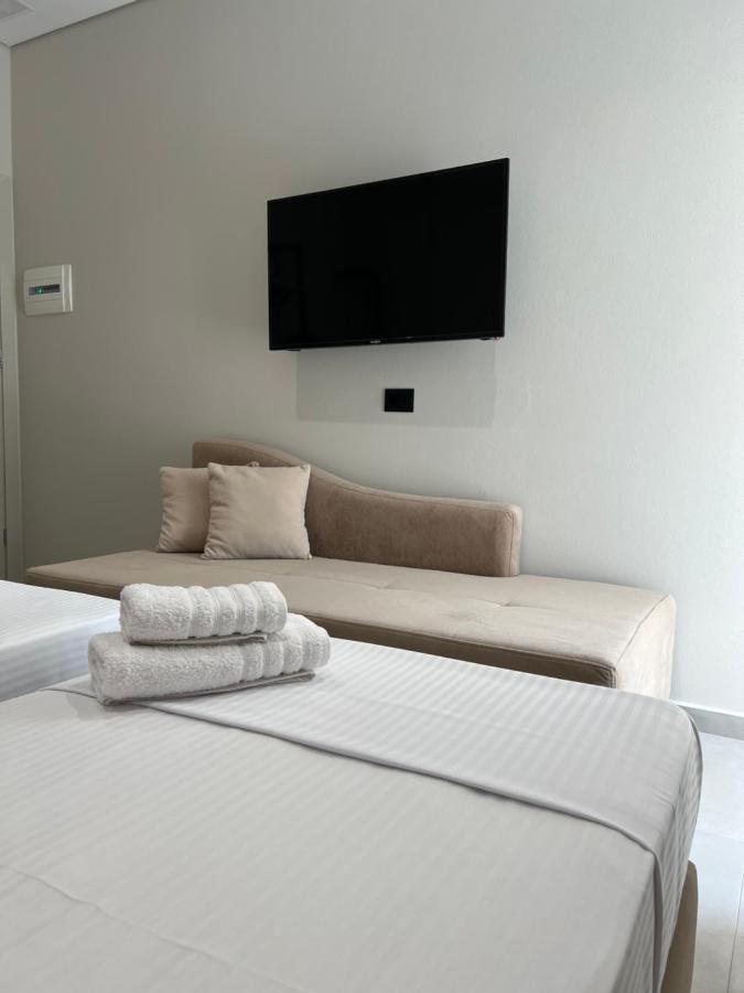 Astoria Rooms Saranda Extérieur photo