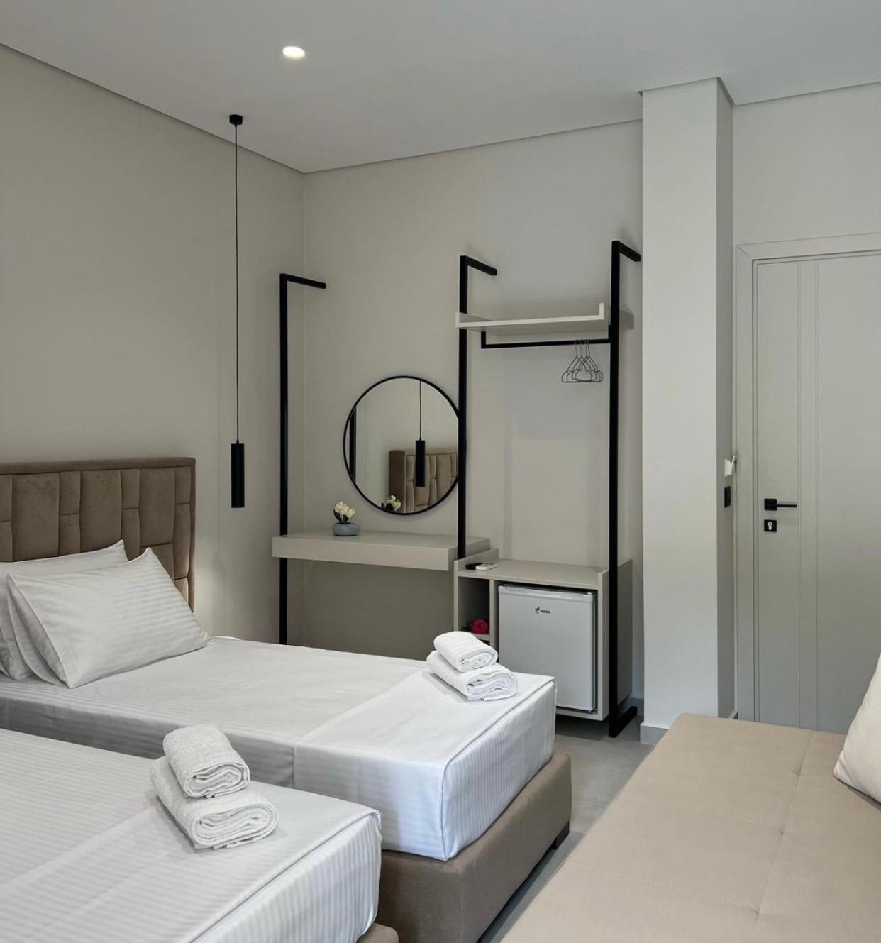 Astoria Rooms Saranda Extérieur photo