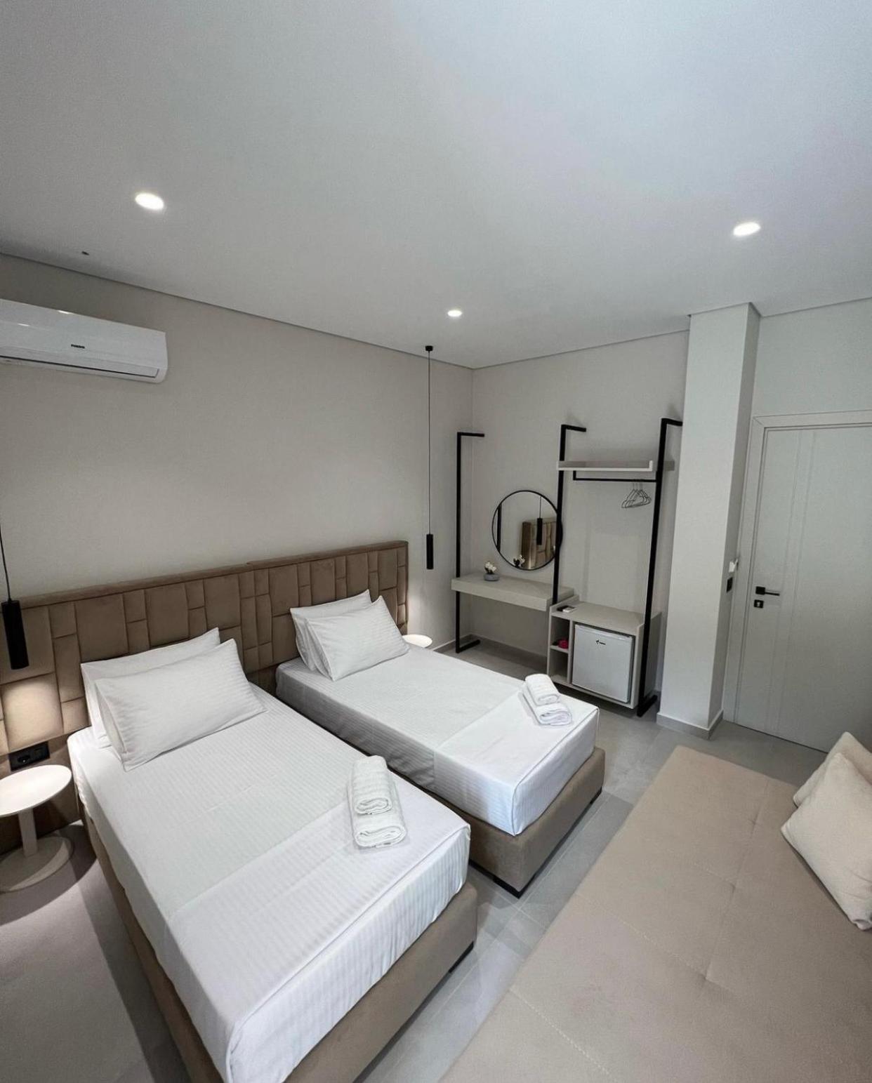 Astoria Rooms Saranda Extérieur photo