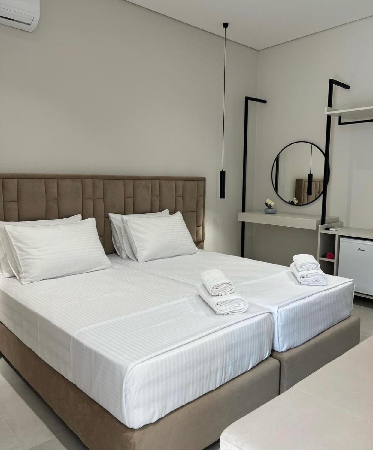 Astoria Rooms Saranda Extérieur photo